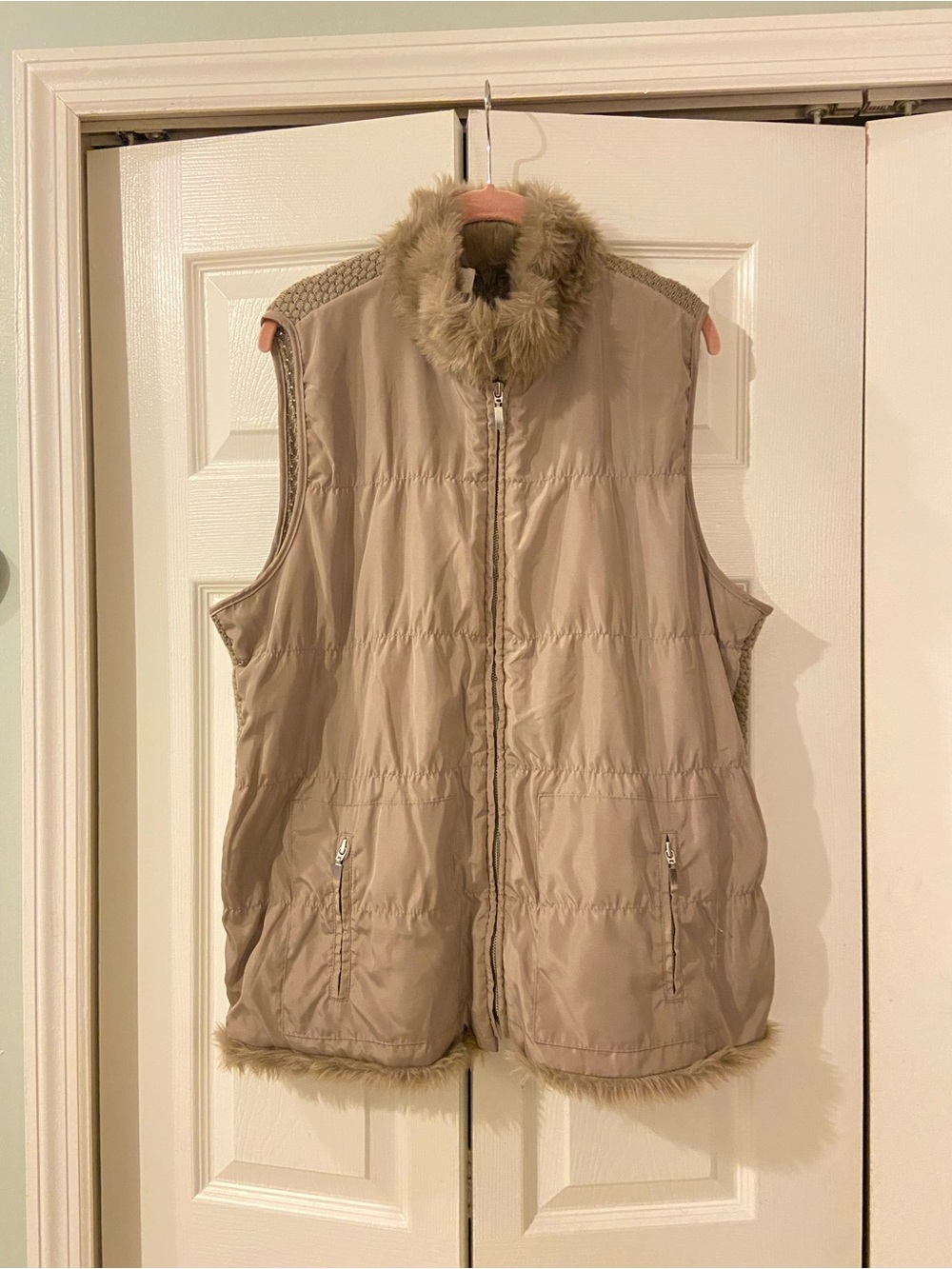 Chico's Beige Faux-Fur Trim Quilted Vest